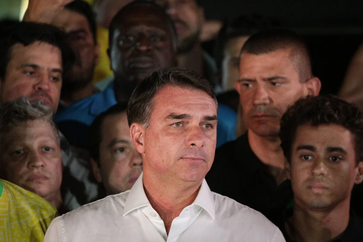 flavio bolsonaro 6